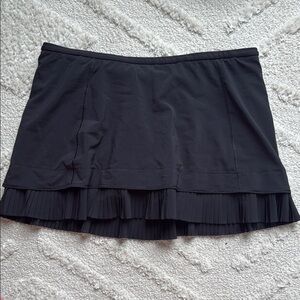 Elegant Black Pleated lululemon Skirt
